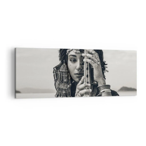Impression sur toile - Image sur toile - Portrait d'une femme en bijoux ethniques tenant un instrument à la main - 140x50cm - Musique de l'Orient elle-même - Décoration murale moderne pour le salon et la chambre ARTTOR