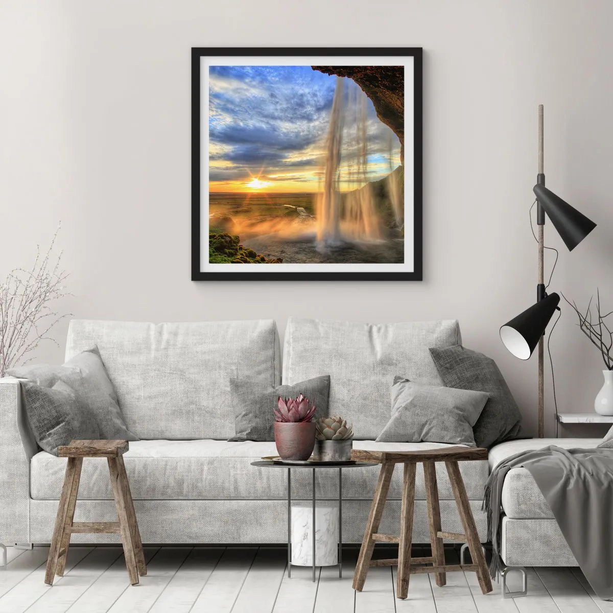 Affiche dans un cadre noir - Poster - Le monde derrière un voile de gouttes - 30x30 cm