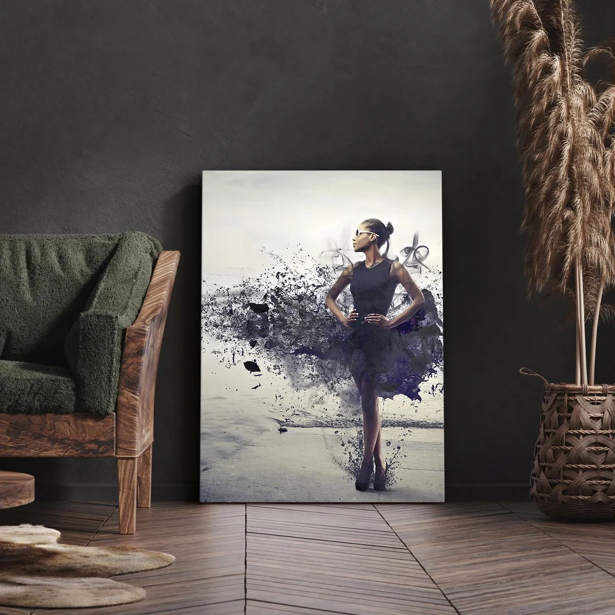 Impression sur toile - Image sur toile - Une femme dans une composition artistique sur fond d'eau - 50x70cm - Vénus africaine - Décoration murale moderne pour le salon et la chambre ARTTOR