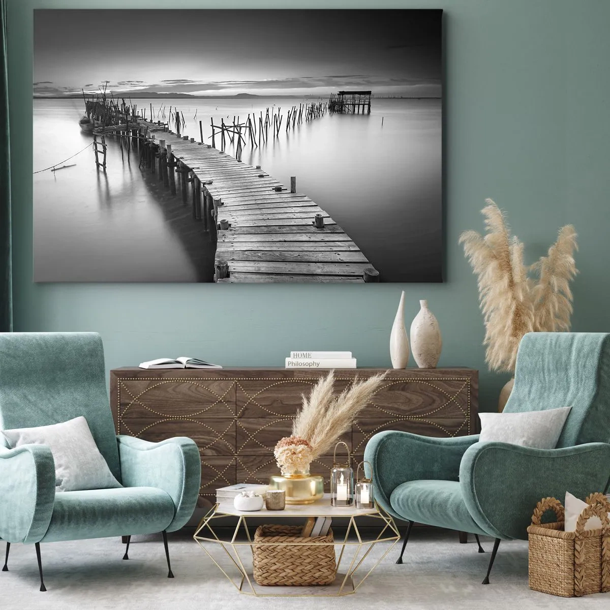 Impression sur toile - Image sur toile - Une jetée en bois sur un lac calme dans des tons de gris - 120x80cm - La paix d'un rivage oublié - Décoration murale moderne pour le salon et la chambre ARTTOR