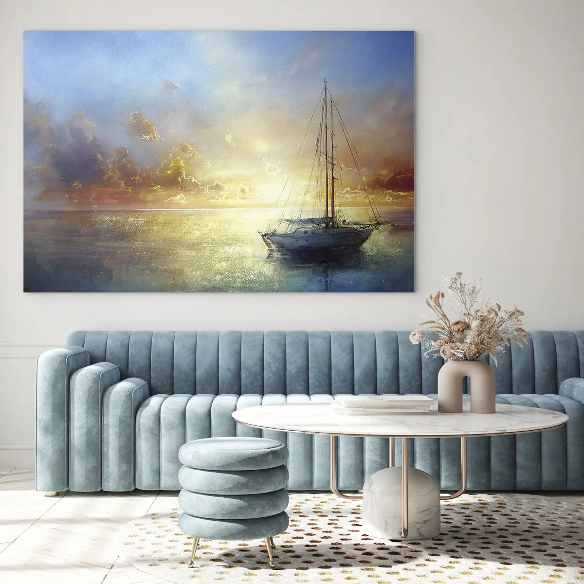 Impression sur verre - Image sur verre - Un voilier sur une mer calme au coucher du soleil doré - 70x50cm - Dans une baie dorée - Décoration murale moderne pour le salon et la chambre ARTTOR