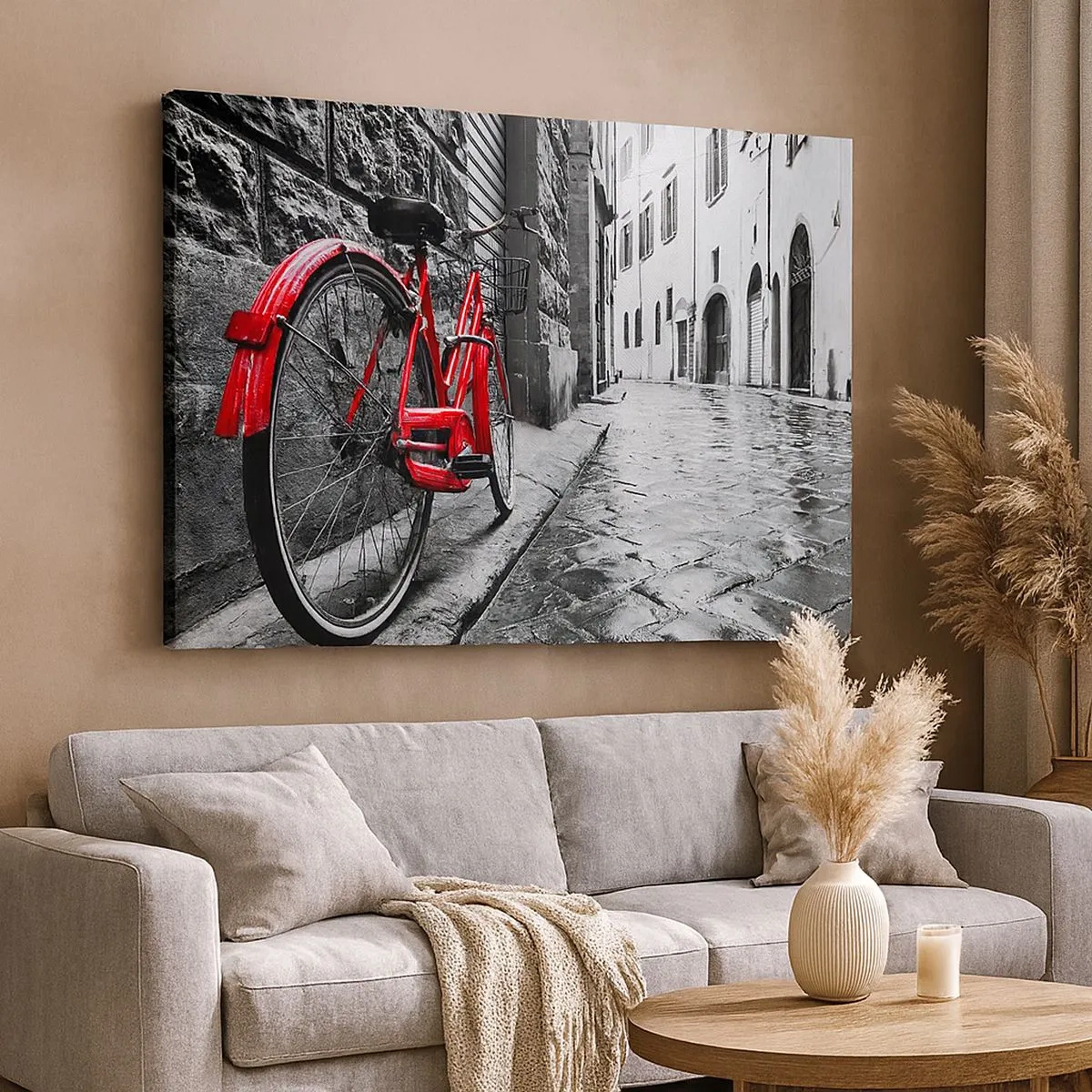 Impression sur toile - Image sur toile - Vélo rouge dans une rue en noir et blanc - 70x50cm - La vraie beauté ne vieillit pas - Décoration murale moderne pour le salon et la chambre ARTTOR