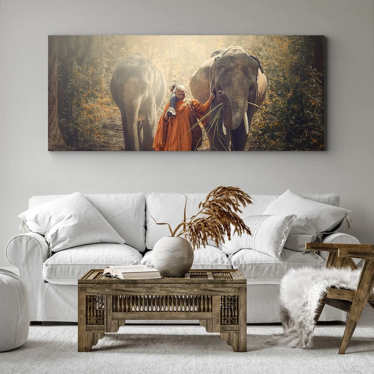 Impression sur toile - Image sur toile - Un moine en robe orange conduit un éléphant dans la forêt. - 140x50cm - Compréhension totale - Décoration murale moderne pour le salon et la chambre ARTTOR
