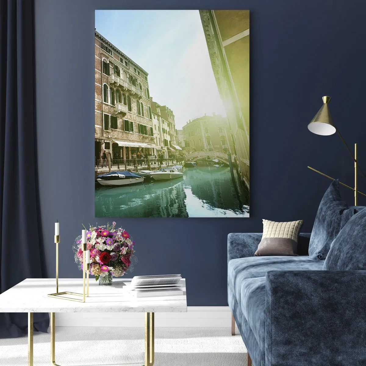 Impression sur verre - Image sur verre - Venise avec canal, pont et bâtiments historiques - 50x70cm - Venise - Amore Moi - Décoration murale moderne pour le salon et la chambre ARTTOR