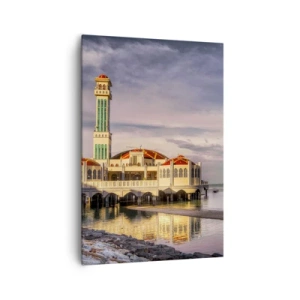 Impression sur toile - Image sur toile - Un bâtiment impressionnant avec un minaret sur l'eau entouré d'un paysage paisible - 70x100cm - Temple de la nature - Décoration murale moderne pour le salon et la chambre ARTTOR
