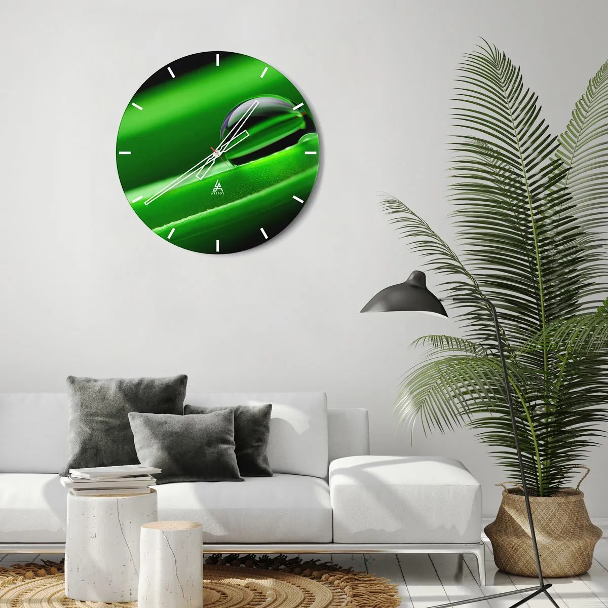 Horloge murale - Pendule murale - Une goutte d'eau sur une feuille verte en macrophotographie - 30x30cm - La vie de près - Décoration murale moderne pour le salon, la cuisine et la chambre ARTTOR