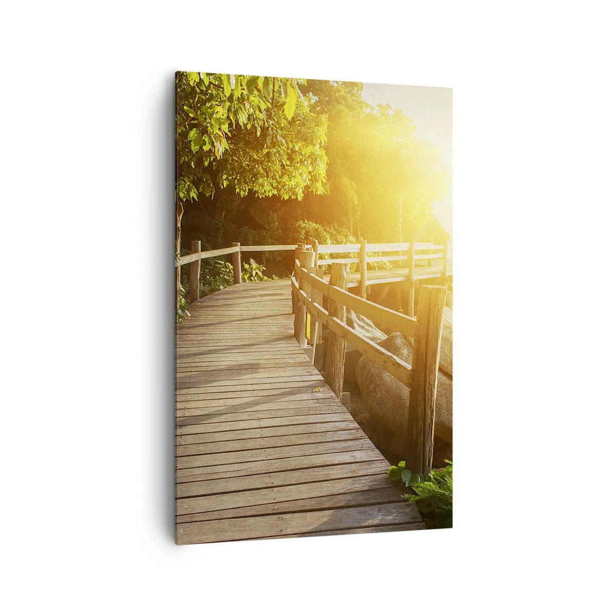 Impression sur toile - Image sur toile - Un pont en bois au milieu de la verdure menant à la mer sous les rayons du soleil - 80x120cm - Un autre tour, un autre miracle - Décoration murale moderne pour le salon et la chambre ARTTOR