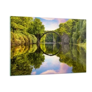 Impression sur verre - Image sur verre - Un pont de pierre se reflétant dans la surface calme du lac - 120x80cm - À la jonction de deux mondes - Décoration murale moderne pour le salon et la chambre ARTTOR