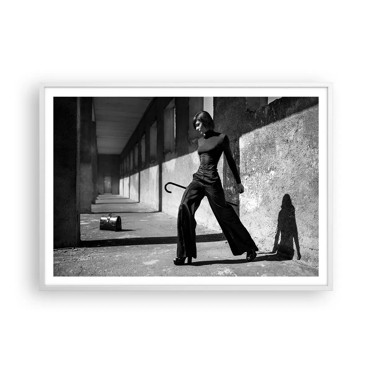 Affiche dans un cadre blanc - Poster - Élégance urbaine - 100x70 cm