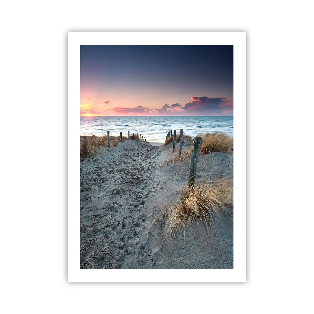 Affiche - Poster - Sentier de plage au coucher du soleil avec vue sur la mer - 50x70cm - Tu as versé l'éclat de l'arc-en-ciel sur les flots - Décoration murale moderne pour le salon et la chambre ARTTOR