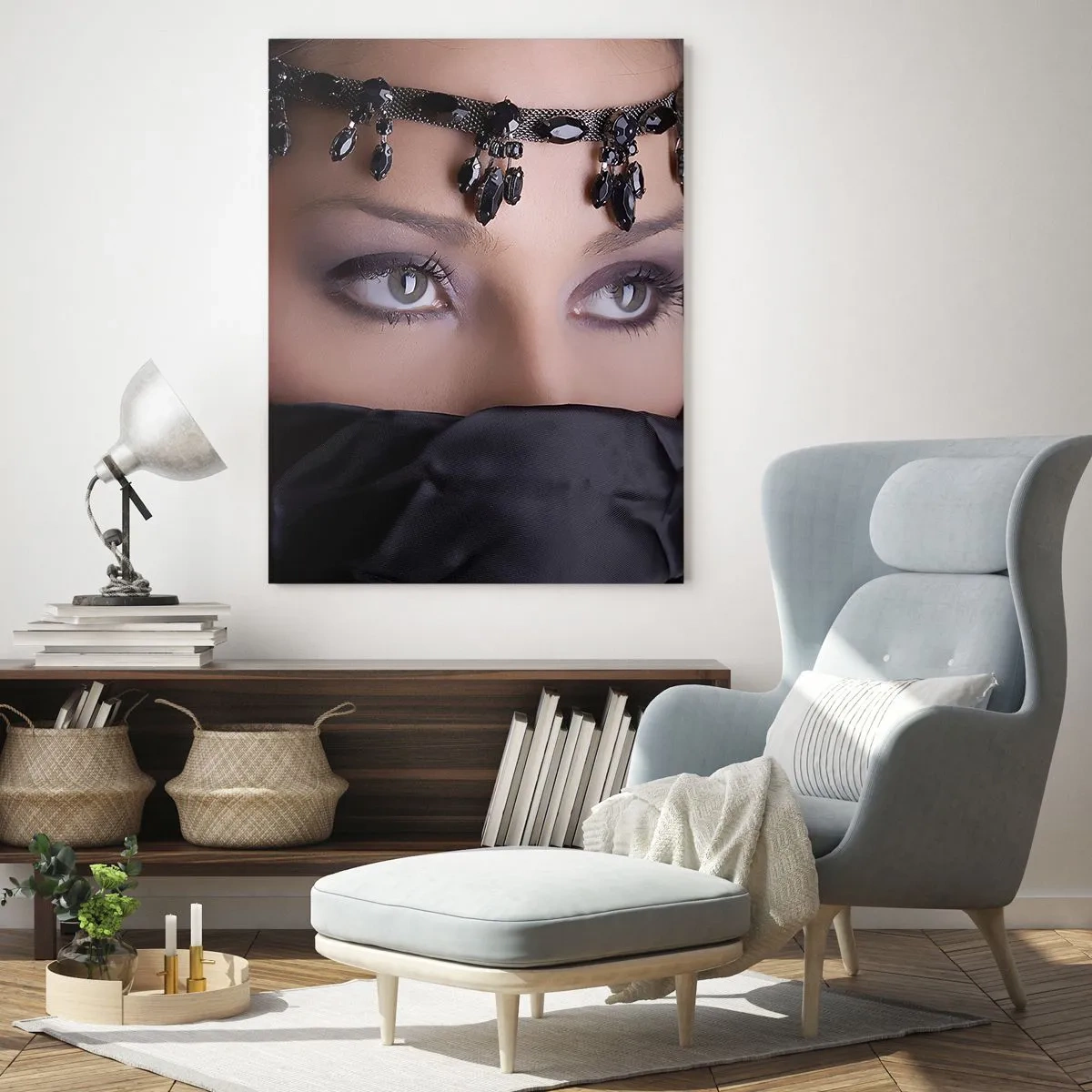 Impression sur verre - Image sur verre - Le visage d'une femme avec un diadème orné et un regard intense - 50x70cm - Tentation de mystère oriental - Décoration murale moderne pour le salon et la chambre ARTTOR