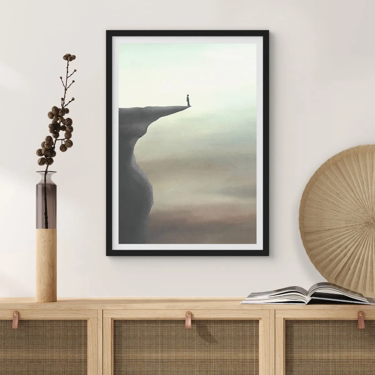 Affiche dans un cadre noir - Poster - Silhouette d'une femme debout au bord d'une falaise - 50x70cm - Tout en haut, bien entendu! - Décoration murale moderne pour le salon et la chambre ARTTOR