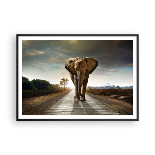 Affiche dans un cadre noir - Poster - Un éléphant marchant le long d'une route à travers un paysage au coucher du soleil - 100x70cm - Et pas du tout en porcelaine - Décoration murale moderne pour le salon et la chambre ARTTOR