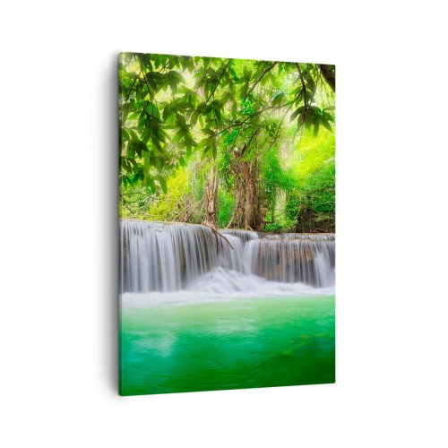 Impression sur toile - Image sur toile - Une cascade verte entourée d'une végétation tropicale dense - 50x70cm - Une cascade de vert - Décoration murale moderne pour le salon et la chambre ARTTOR