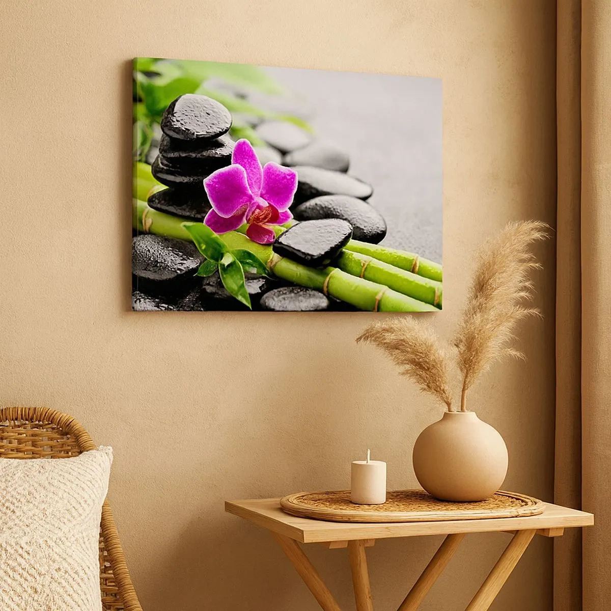 Impression sur toile - Image sur toile - Orchidée violette, pierres noires et bambou dans une composition tranquille - 70x50cm - Dans un équilibre de calme - Décoration murale moderne pour le salon et la chambre ARTTOR