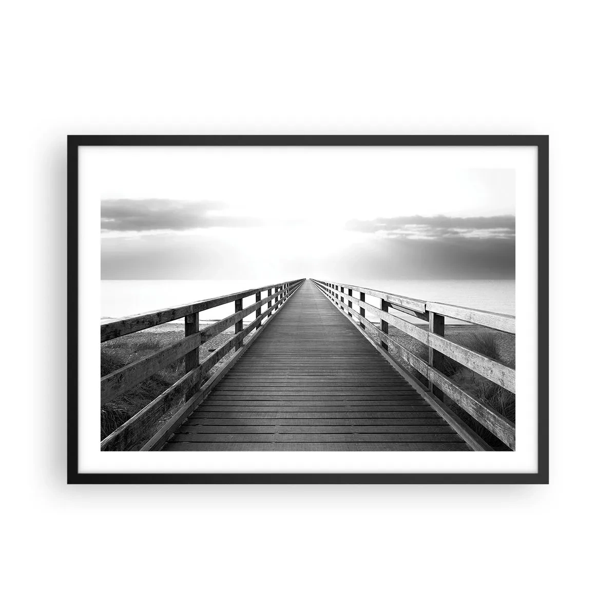 Affiche dans un cadre noir - Poster - Une image en noir et blanc d'une jetée en bois menant vers l'horizon. - 70x50cm - A perte de vue... - Décoration murale moderne pour le salon et la chambre ARTTOR