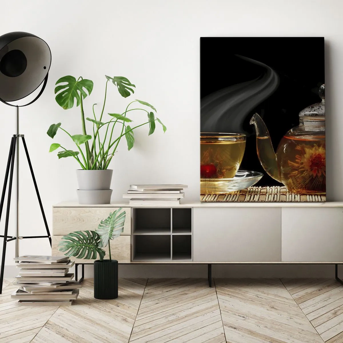 Impression sur toile - Image sur toile - Théière en verre avec thé aux fleurs et une tasse - 70x100cm - La magie et l'art de l'infusion du thé - Décoration murale moderne pour le salon et la chambre ARTTOR