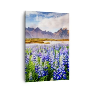 Impression sur toile - Image sur toile - Fleurs dans un paysage de montagne avec un ciel pittoresque - 70x100cm - La force et l'austérité côtoient la douceur - Décoration murale moderne pour le salon et la chambre ARTTOR