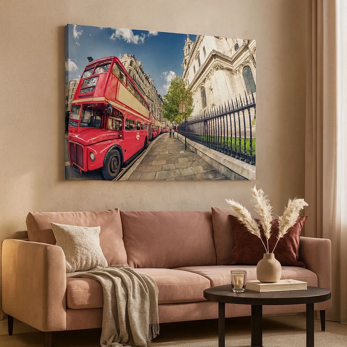 Impression sur toile - Image sur toile - Bus rouge à impériale à Londres près de la rue et de la cathédrale - 70x50cm - Rue de Londres en gris et rouge - Décoration murale moderne pour le salon et la chambre ARTTOR