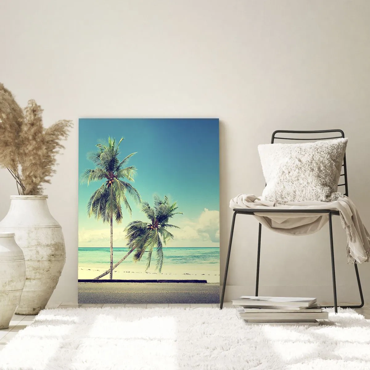 Impression sur verre - Image sur verre - Une plage avec des palmiers et une camionnette rétro rose au bord de la mer - 50x70cm - Il est temps de commencer les vacances - Décoration murale moderne pour le salon et la chambre ARTTOR