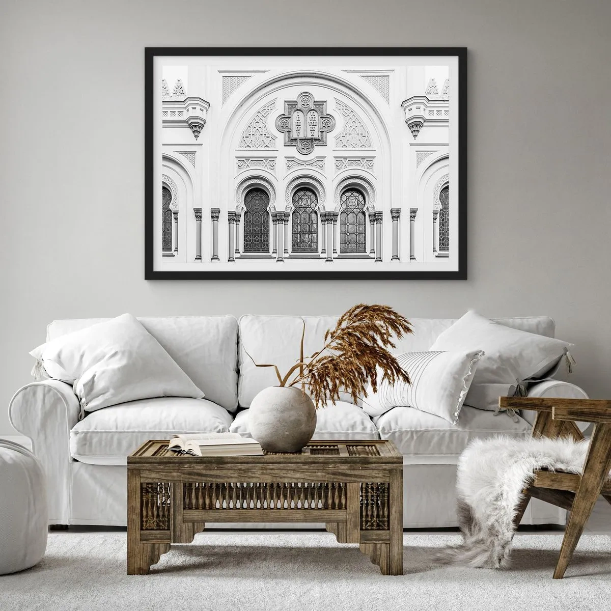 Affiche dans un cadre noir - Poster - Détails architecturaux de la façade dans un style monochrome - 70x50cm - À la frontière des cultures - Décoration murale moderne pour le salon et la chambre ARTTOR