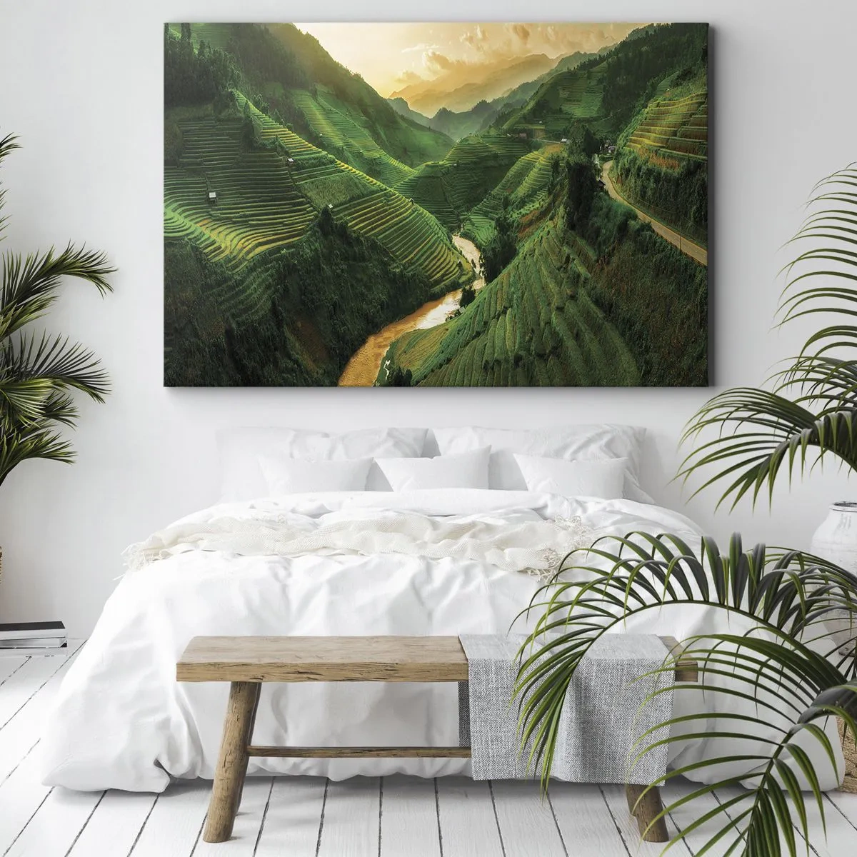 Impression sur toile - Image sur toile - Rizières en terrasses pittoresques dans une vallée verdoyante illuminée par le soleil couchant - 70x50cm - Vallée vietnamienne - Décoration murale moderne pour le salon et la chambre ARTTOR