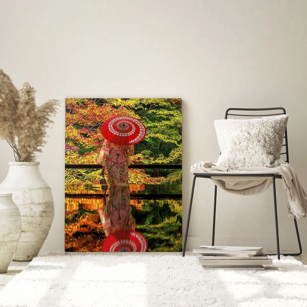 Impression sur verre - Image sur verre - Une femme en kimono avec un parapluie sur fond de paysage d'automne, reflété dans l'eau. - 50x70cm - Dans le temple de la nature - Décoration murale moderne pour le salon et la chambre ARTTOR