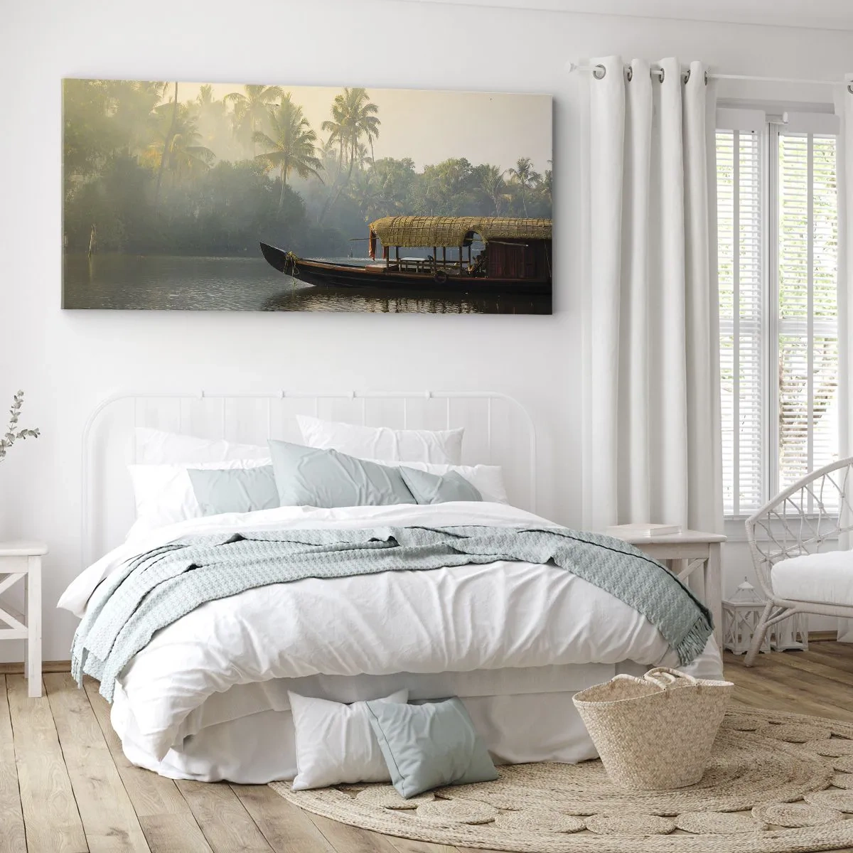 Impression sur toile - Image sur toile - Un bateau traditionnel sur une rivière calme parmi les palmiers - 160x50cm - Maison sur la rivière - Décoration murale moderne pour le salon et la chambre ARTTOR