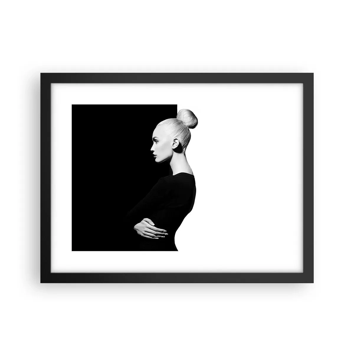 Affiche dans un cadre noir - Poster - Tout simplement une femme - 40x30 cm