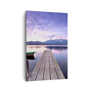 Impression sur toile - Image sur toile - Une jetée en bois avec un bateau sur un lac entouré de montagnes au coucher du soleil - 80x120cm - Silence amical - Décoration murale moderne pour le salon et la chambre ARTTOR
