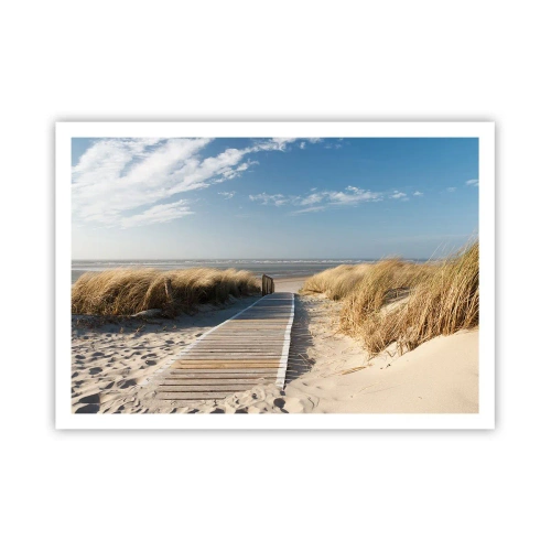 Affiche - Poster - Un chemin en bois mène à travers les dunes jusqu'à la mer calme - 100x70cm - Derrière la dune, dans le bruissement de l'herbe - Décoration murale moderne pour le salon et la chambre ARTTOR