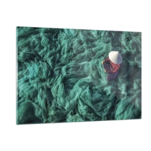 Impression sur verre - Image sur verre - Une femme portant un chapeau traditionnel réparant des filets - 120x80cm - Dans une mer de filet - Décoration murale moderne pour le salon et la chambre ARTTOR