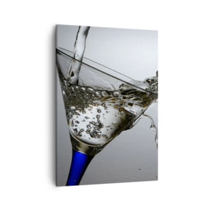 Impression sur toile - Image sur toile - Un verre d'eau en mouvement sur un fond clair - 50x70cm - Eau cristalline dans un verre cristal - Décoration murale moderne pour le salon et la chambre ARTTOR