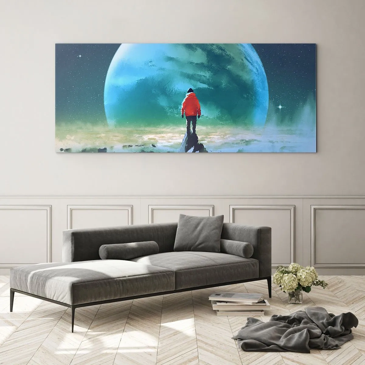 Impression sur verre - Image sur verre - Un homme portant une veste rouge debout devant une grande planète avec des étoiles en arrière-plan. - 140x50cm - Explorateur de la nouvelle terre - Décoration murale moderne pour le salon et la chambre ARTTOR