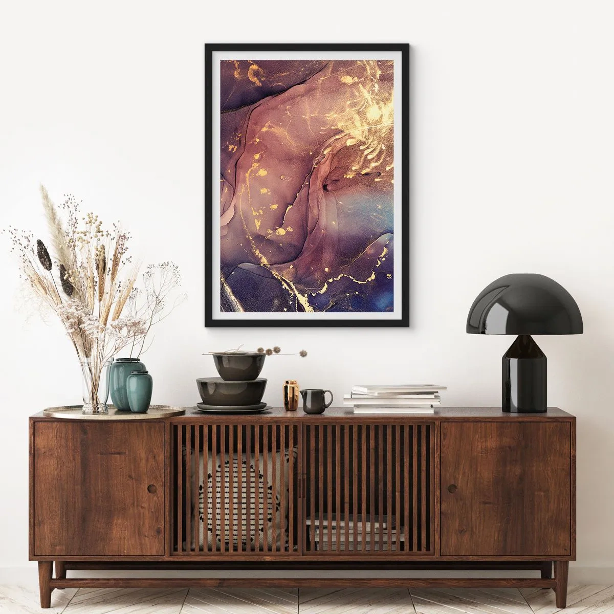Affiche dans un cadre noir - Poster - Une composition abstraite avec des nuances d'or et de marron dans un style artistique. - 50x70cm - Matière et esprit - Décoration murale moderne pour le salon et la chambre ARTTOR
