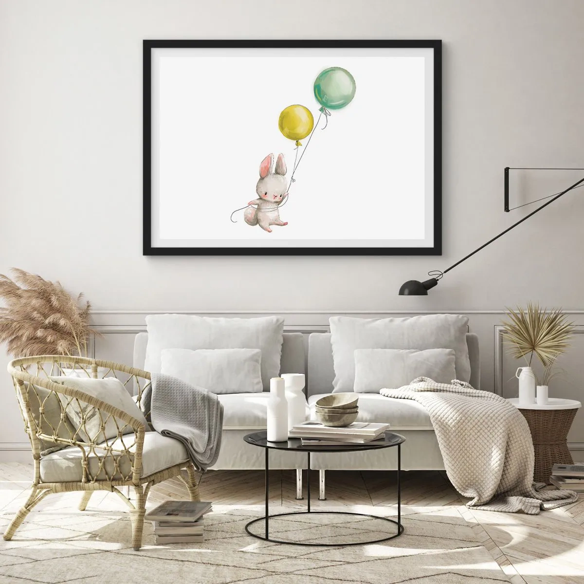 Affiche dans un cadre noir - Poster - Un lapin tenant des ballons aux couleurs pastel - 70x50cm - Moi aussi je vole! - Décoration murale moderne pour le salon et la chambre ARTTOR