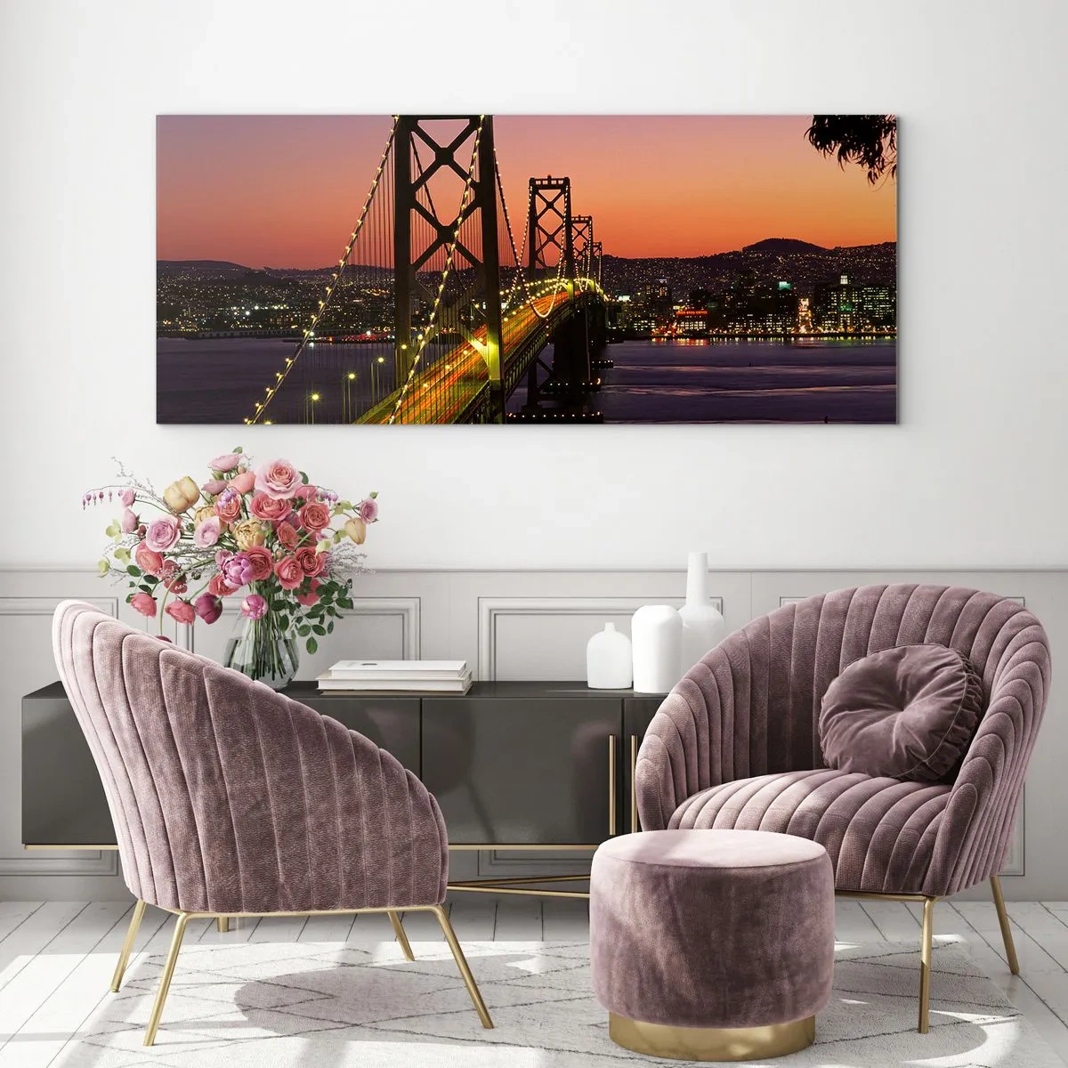 Impression sur verre - Image sur verre - Un pont illuminé la nuit au-dessus de l'eau avec une vue panoramique sur la ville - 120x50cm - Soirée violette - Décoration murale moderne pour le salon et la chambre ARTTOR