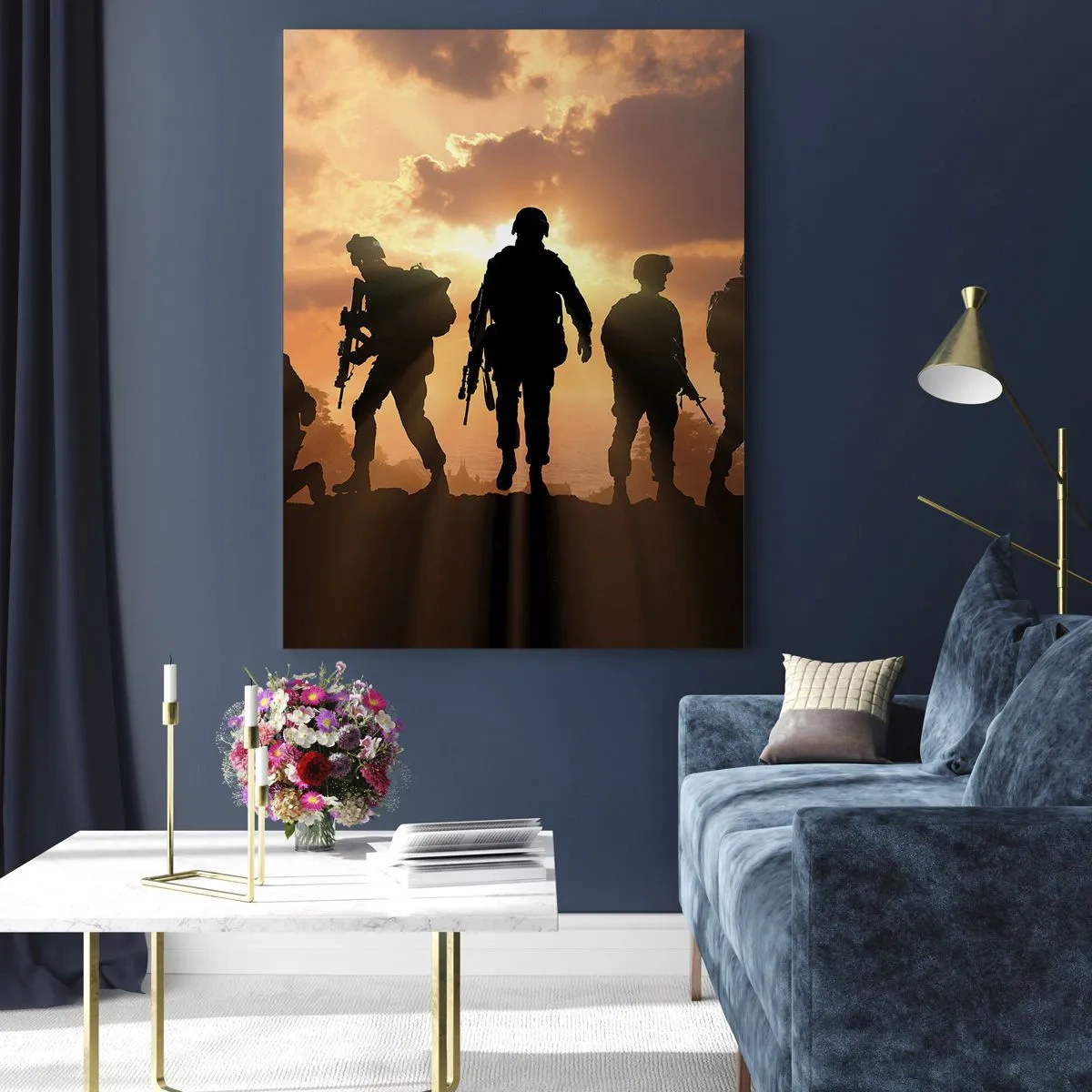 Impression sur verre - Image sur verre - Soldats sur fond de soleil couchant dans un décor dynamique - 70x100cm - Brothers in arms - Décoration murale moderne pour le salon et la chambre ARTTOR
