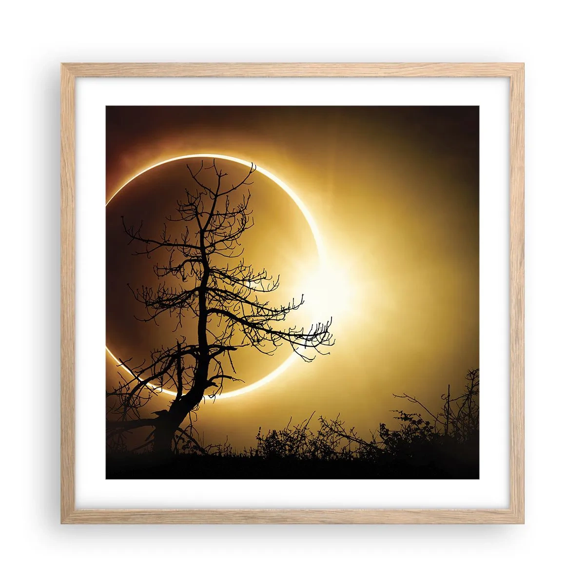 Affiche dans un chêne clair - Poster - Éclipse totale - 50x50 cm