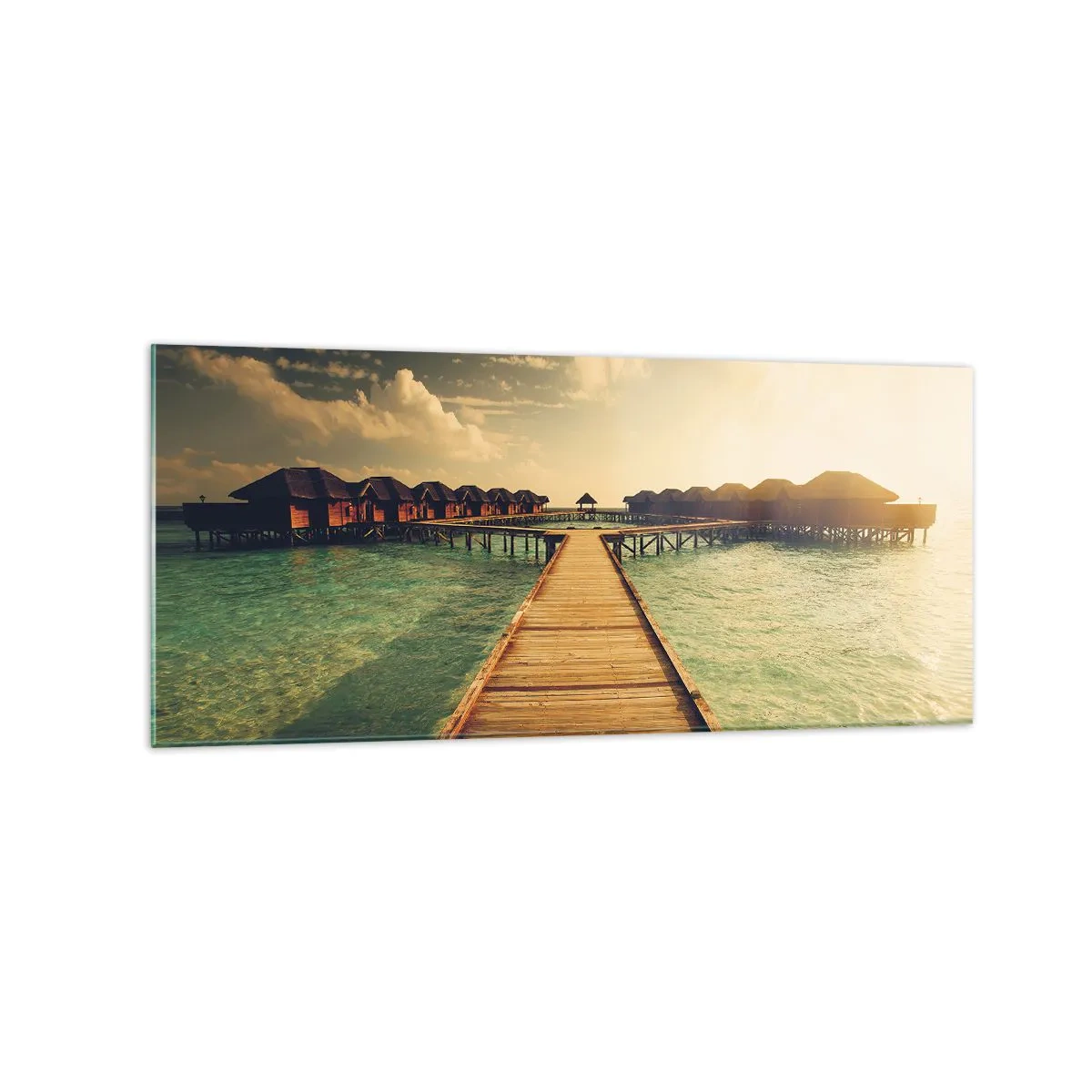 Impression sur verre - Image sur verre - Une jetée en bois menant aux maisons sur l'eau, illuminée par les rayons du soleil. - 120x50cm - Invitation chaleureuse - Décoration murale moderne pour le salon et la chambre ARTTOR