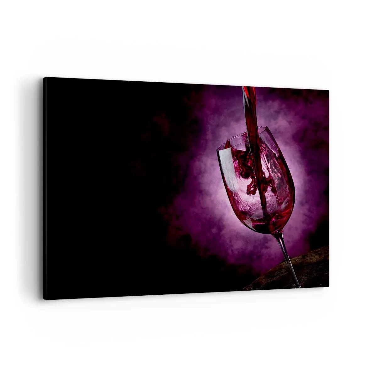 Impression sur toile - Image sur toile - Du vin rouge versé dans un verre sur fond de fumée violette - 120x80cm - Écarlate? Carmin? Non, rubis. - Décoration murale moderne pour le salon et la chambre ARTTOR