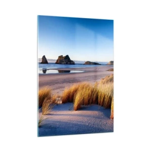Impression sur verre - Image sur verre - Une plage à l'aube avec de l'herbe et des rochers en arrière-plan et une mer calme - 50x70cm - Pour les chercheurs de paix - Décoration murale moderne pour le salon et la chambre ARTTOR