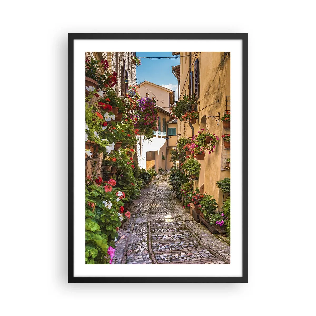 Affiche dans un cadre noir - Poster - Une charmante rue fleurie et un chemin pavé par une journée ensoleillée - 50x70cm - Ruelle italienne - Décoration murale moderne pour le salon et la chambre ARTTOR