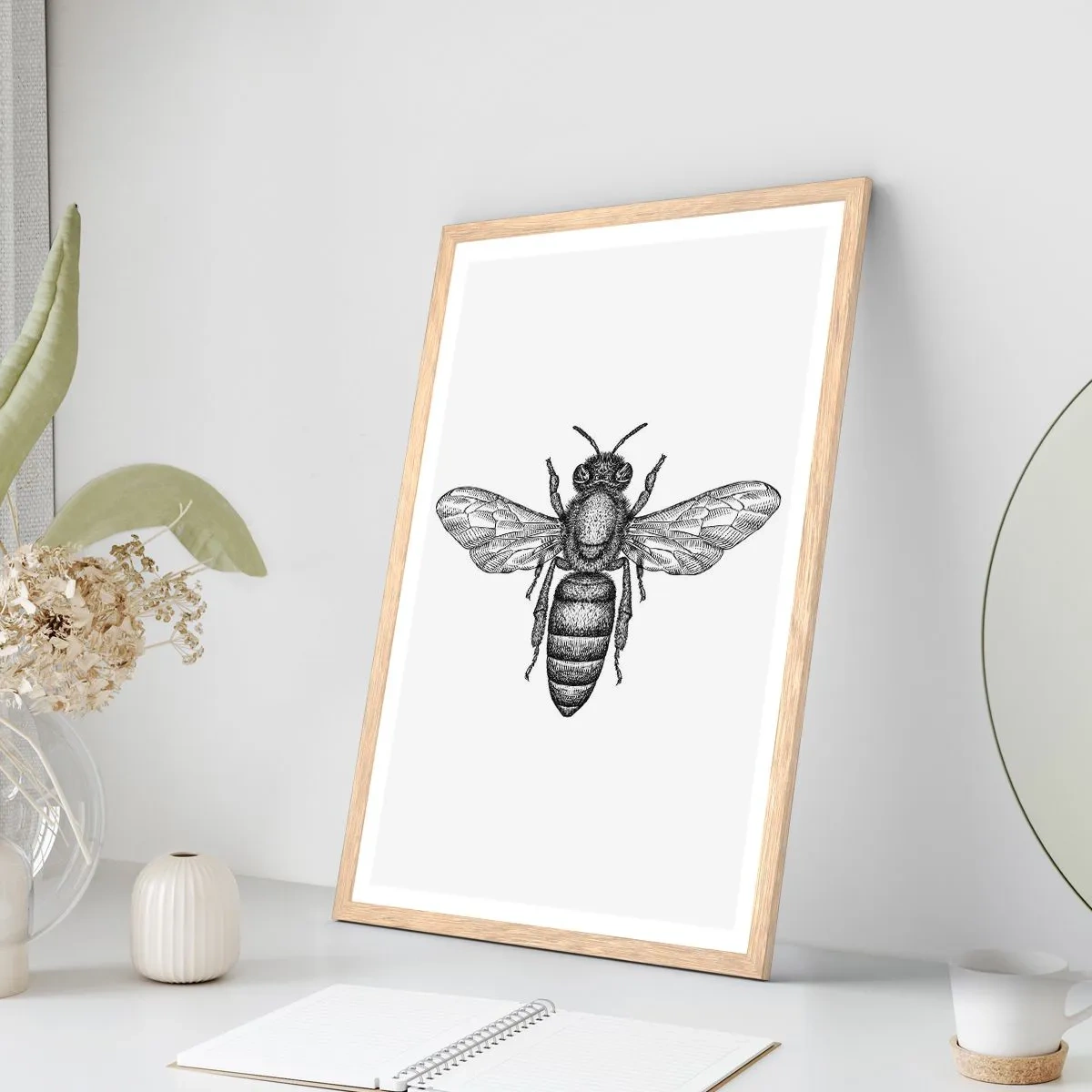 Affiche dans un chêne clair - Poster - Portrait d'insecte - 50x70 cm