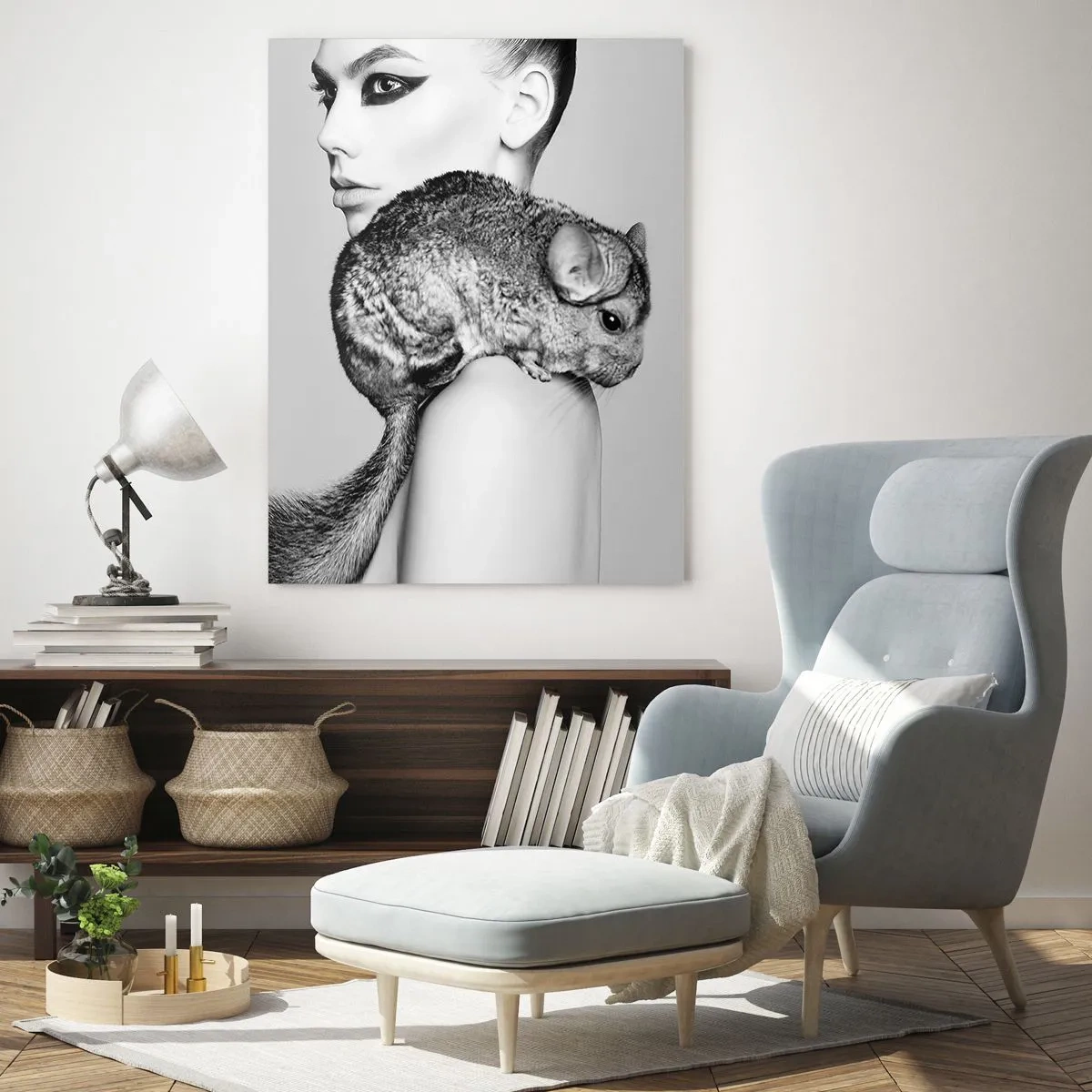 Impression sur verre - Image sur verre - Femme stylisée avec un chinchilla dans une élégante composition en noir et blanc - 70x100cm - Dame au chinchilla - Décoration murale moderne pour le salon et la chambre ARTTOR