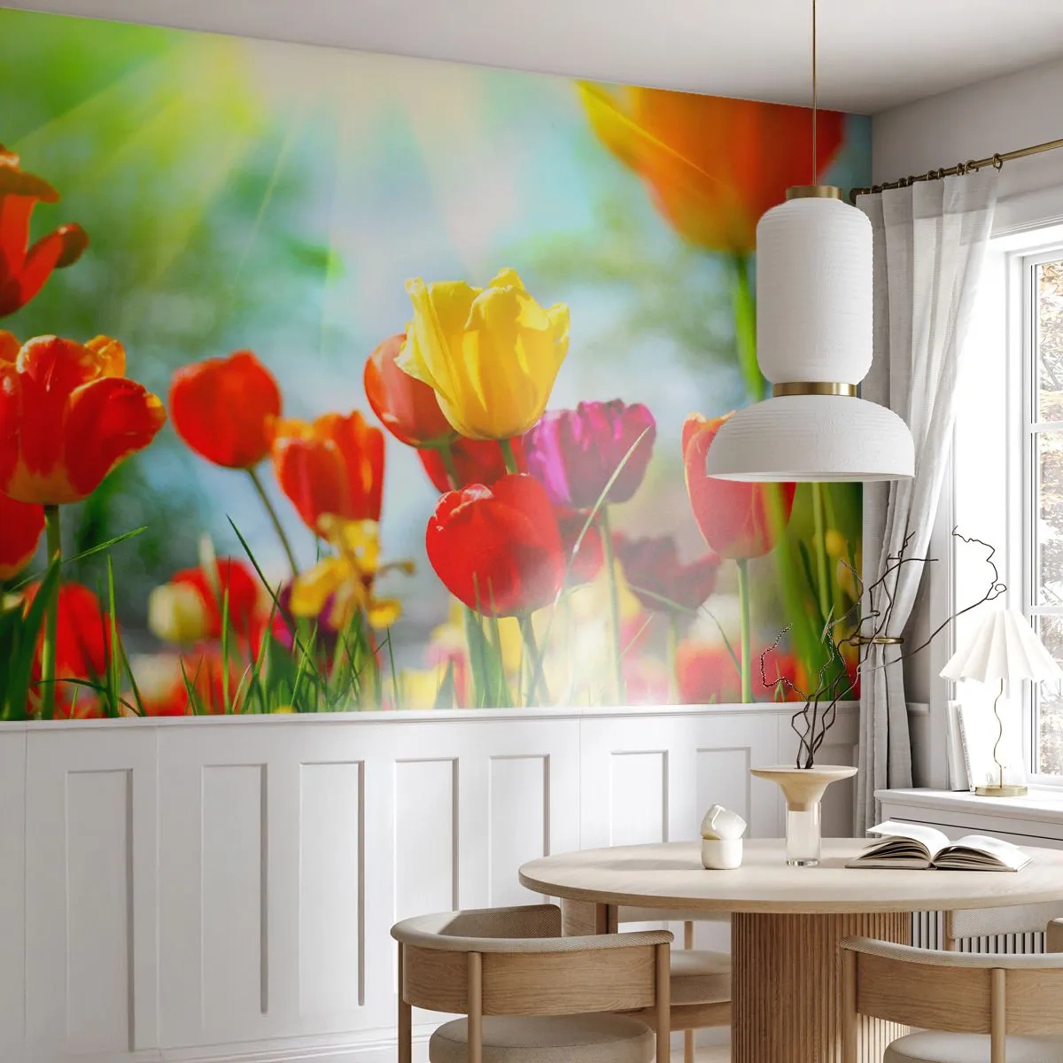 Papier Peint Photo Standard Eco - Tulipes colorées sous les rayons du soleil printanier - 100x70cm - Toutes les couleurs du soleil - Décoration murale moderne pour le salon et la chambre ARTTOR