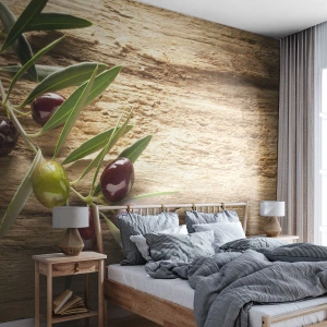 Papier Peint Photo Premium Sand - Une branche d'olivier sur une surface en bois rustique - 100x70cm - Directement de la nature - Décoration murale moderne pour le salon et la chambre ARTTOR