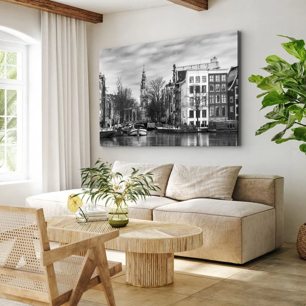 Impression sur toile - Image sur toile - Panorama noir et blanc d'Amsterdam avec canal et bâtiments historiques - 120x80cm - Climat d'Amsterdam - Décoration murale moderne pour le salon et la chambre ARTTOR
