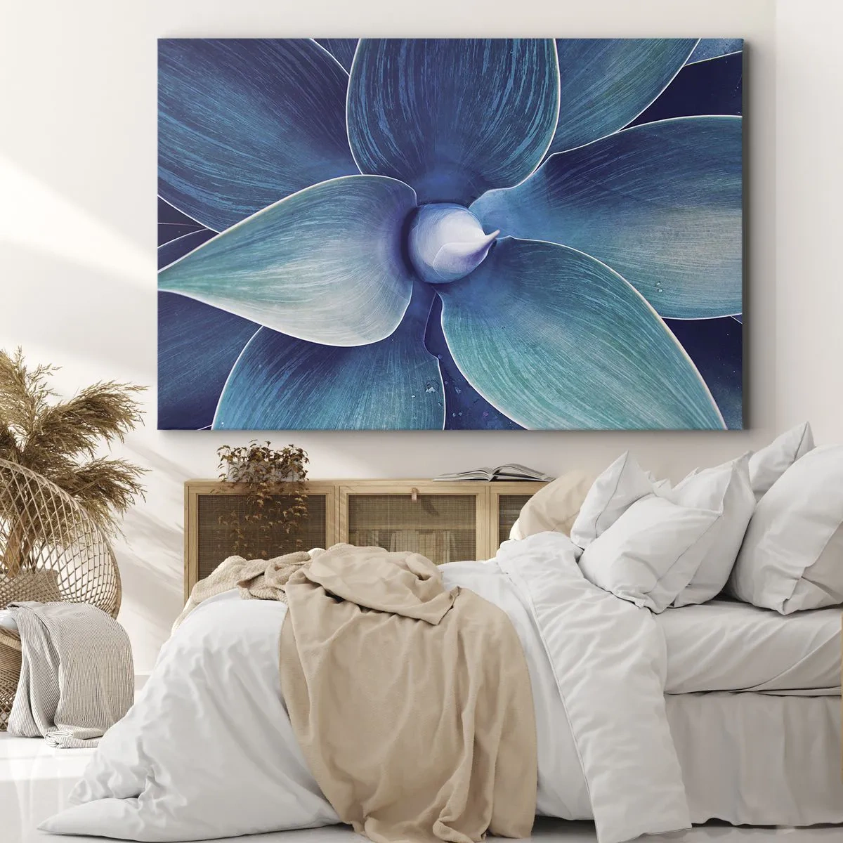 Impression sur toile - Image sur toile - Gros plan d'une fleur abstraite dans des tons de bleu - 70x50cm - Le bleu du ciel - Décoration murale moderne pour le salon et la chambre ARTTOR