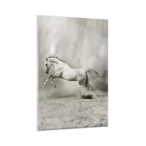 Impression sur verre - Image sur verre - Un cheval blanc dans un saut dynamique sur fond de nuages brumeux. - 80x120cm - Entre le réveil et le sommeil - Décoration murale moderne pour le salon et la chambre ARTTOR